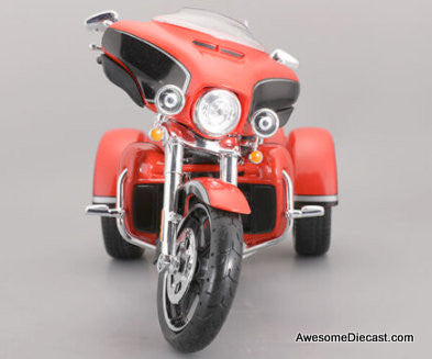 Maisto 1:12 2021 Harley Davidson CVO Tri Glide, Orange