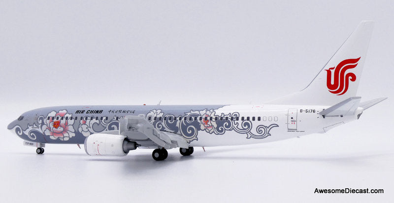 JC Wings 1:200 Boeing 737-800 (Flaps Down): Air China "Silver Peony" (Reg #B-5176)
