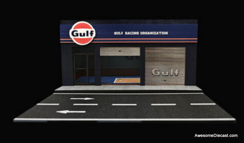 Gulf Maintenance Workshop w/Lighting 1:64 Diorama by MoreArt