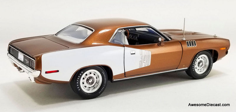 1971 Plymouth Cuda, Tahitian Walnut Metallic/White 1:18 Diecast Model Car by Acme