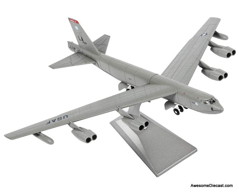 Flight Deck Models 1:200 Boeing B-52 Stratofortress: US Air Force