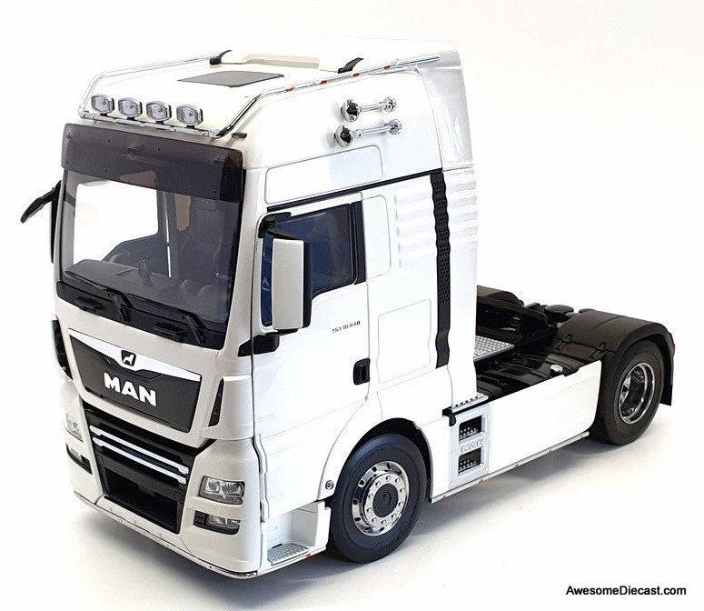 2018 MAN TGX XXL Sleeper Tractor, White 1:18 Diecast Model Truck by Premium ClassiXXs