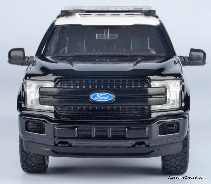 2019 Ford F-150 Lariat Crew Cab LAPD 1:24 Diecast Model Truck by Motor Max