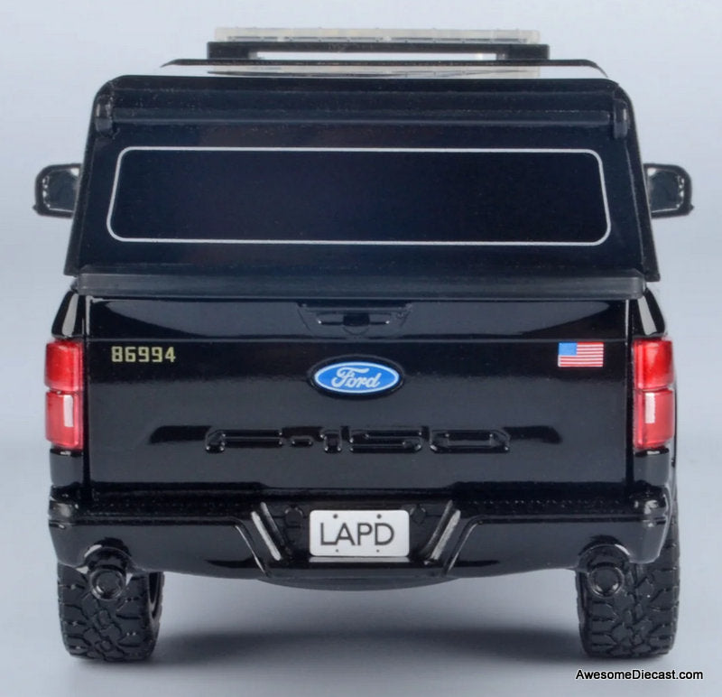 2019 Ford F-150 Lariat Crew Cab LAPD 1:24 Diecast Model Truck by Motor Max