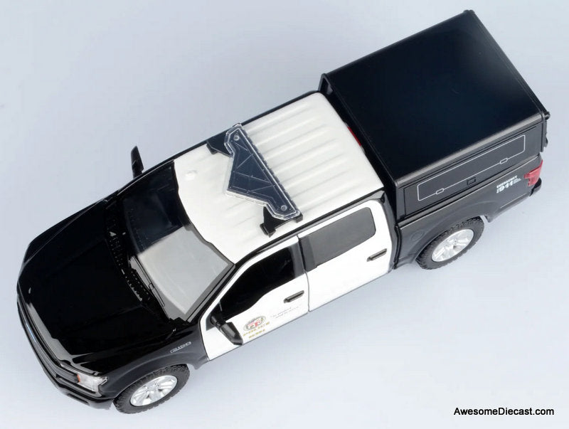 2019 Ford F-150 Lariat Crew Cab LAPD 1:24 Diecast Model Truck by Motor Max