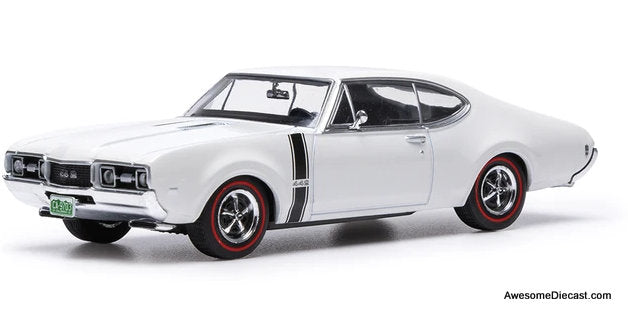 1970 Oldsmobile 442 W-30 Coupe, White 1:43 Diecast Model Car by IXO
