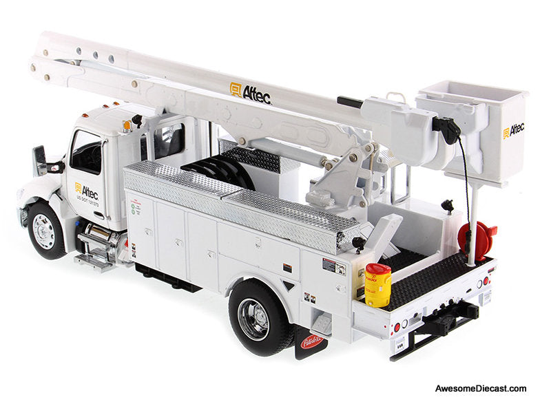 Peterbilt Model 536 w/Altec AA55 Aerial Service Body, White 1:32 Diecast Model Truck by Diecast Masters