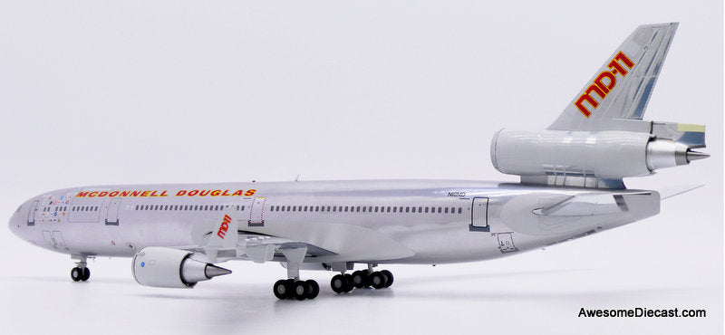 McDonnell Douglas MD-11 (Reg #N111MD) House Colors 1:200 Diecast Model Plane by JC Wings