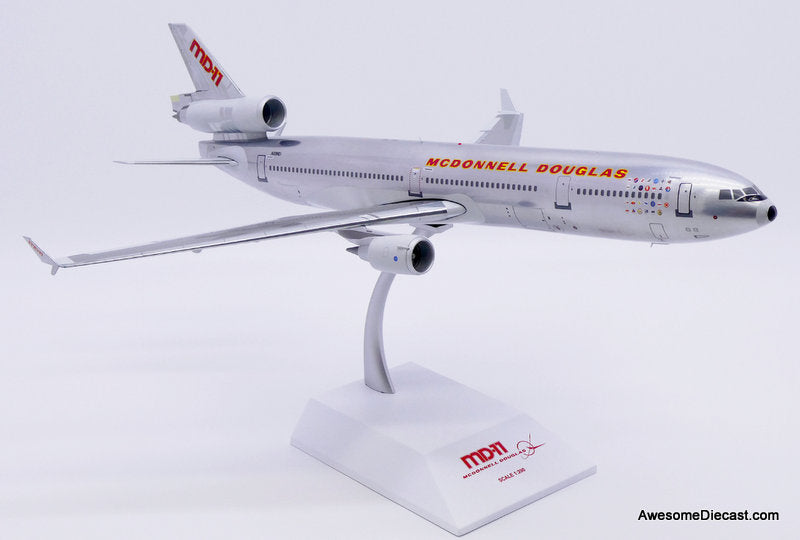 McDonnell Douglas MD-11 (Reg #N111MD) House Colors 1:200 Diecast Model Plane by JC Wings
