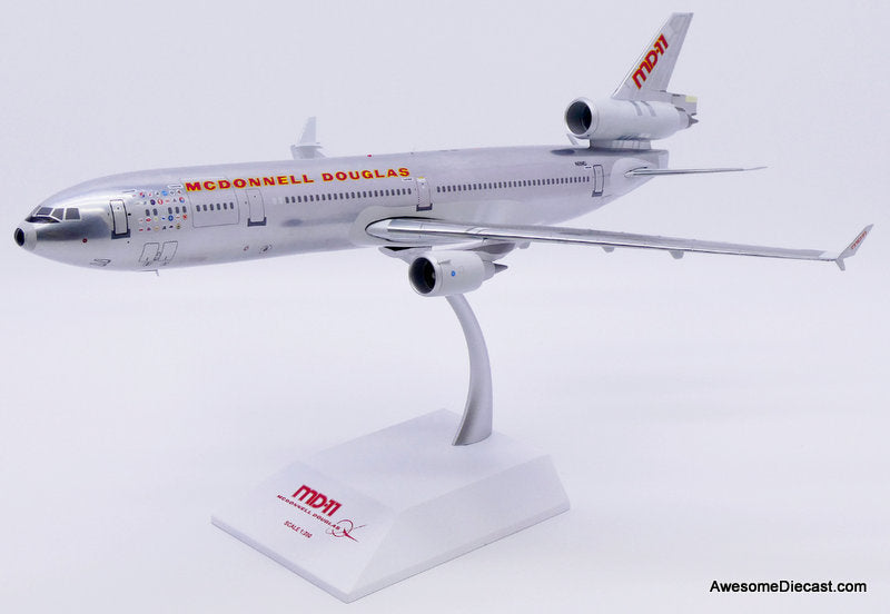 McDonnell Douglas MD-11 (Reg #N111MD) House Colors 1:200 Diecast Model Plane by JC Wings
