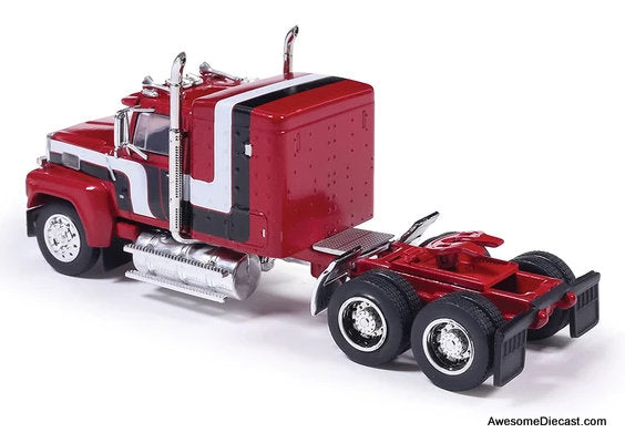 1978 Ford LTL-9000 Sleeper Tractor, Red/Custom 1:64 Diecast Model Truck by IXO