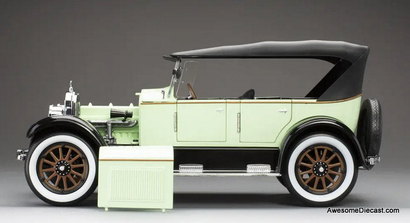 1925 Buick Model 25, Sage Green 1:18 Diecast Model Car by Sun Star