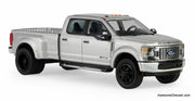 2022 Ford F-450 Super Duty Pick-Up Truck, Iconic Silver 1:64 Diecast Truck by Greenlight