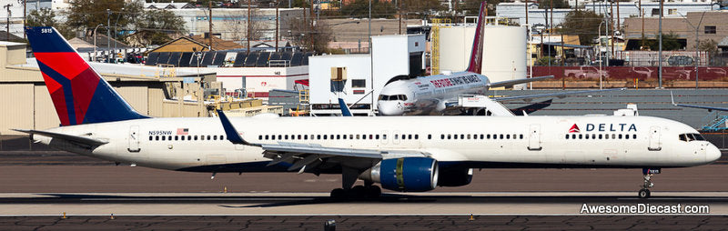 Boeing 757-300: Delta Airlines (Reg #N595NW) 1:200 Diecast Model Plane by Gemini 200