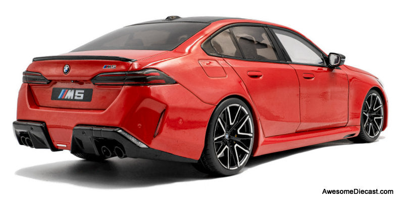 2025 BMW M5, Fire Red 1:18 Diecast Model Car by Solido