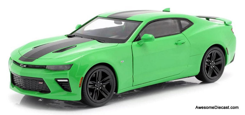 2017 Chevrolet Camaro SS, Green 1:18 Diecast Model Car by Auto World