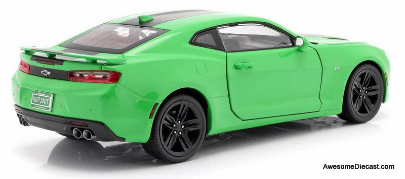 2017 Chevrolet Camaro SS, Green 1:18 Diecast Model Car by Auto World