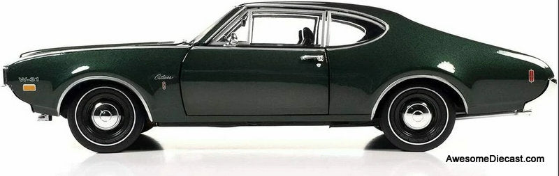 1969 Oldsmobile Cutlass S W-31, Metallic green 1:18 Diecast Model Car by Auto World