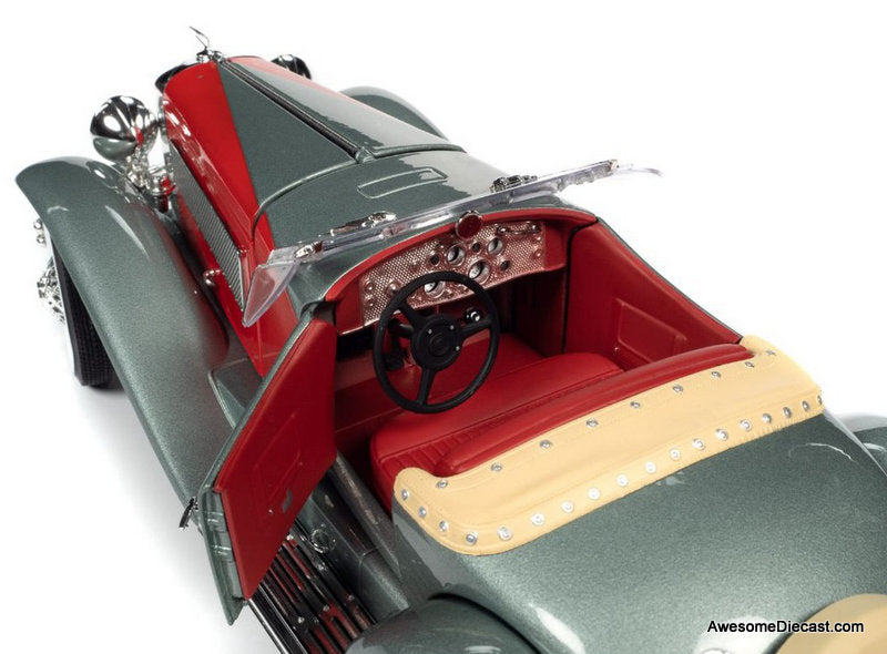 1935 Duesenberg SSJ Speedster, Red/Silver 1:18 Diecast Model Car by Auto World