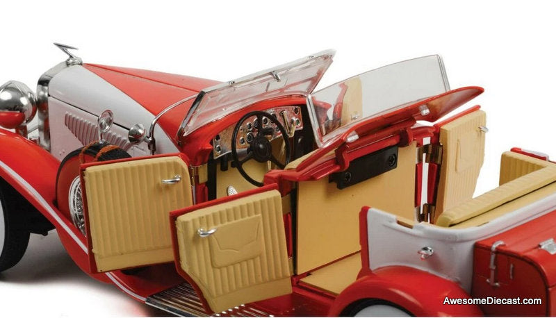 1935 Duesenberg II SJ, Red/White 1:18 Diecast Model Car by Greenlight
