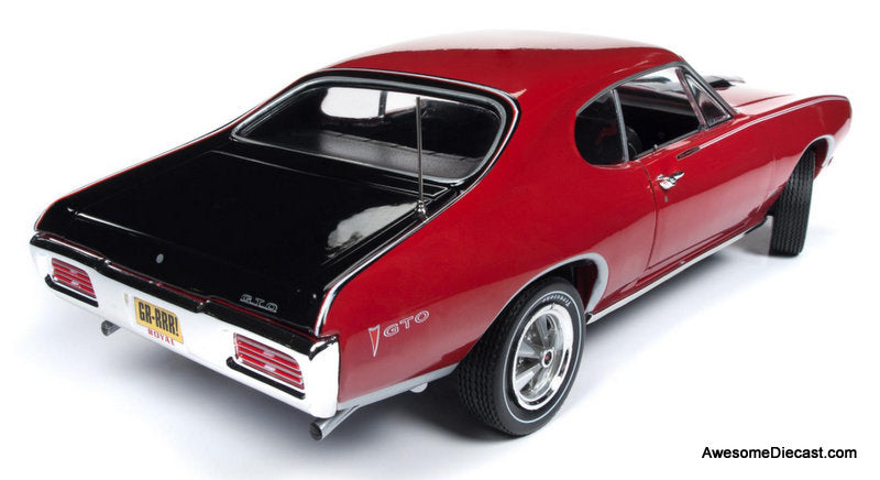 1968 Pontiac GTO Royal Bobcat, Solar Red/Black 1:18 Diecast Model Car by Auto World