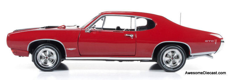 1968 Pontiac GTO Royal Bobcat, Solar Red/Black 1:18 Diecast Model Car by Auto World