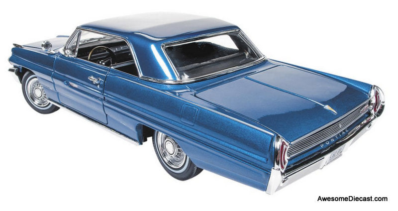 1962 Pontiac Grand Prix, Metallic Blue 1:18 Diecast Model Car by Auto World