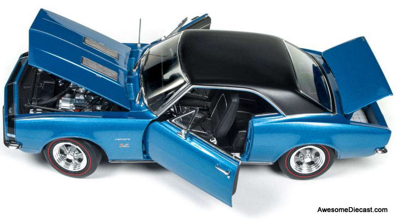 1967 Chevrolet Chevelle SS 427 "Baldwin Motion", Metallic Blue 1:18 Diecast Model Car by Auto World