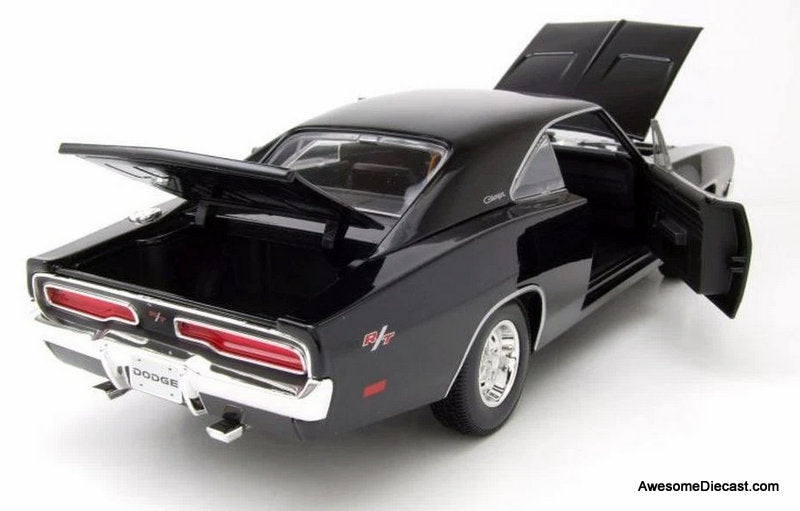 1969 Dodge Charger R/T, Black 1:18 Diecast Model Car by Maisto