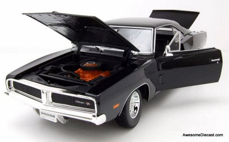 1969 Dodge Charger R/T, Black 1:18 Diecast Model Car by Maisto