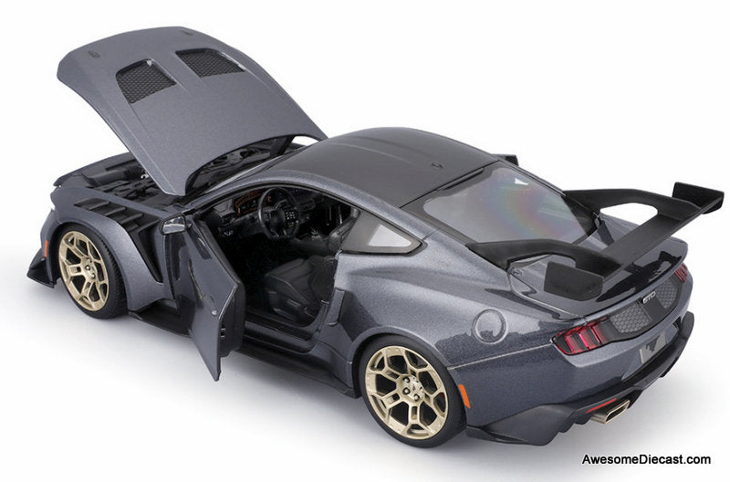 2025 Ford Mustang GTD, Metallic Gray 1:18 Diecast Model Car by Maisto