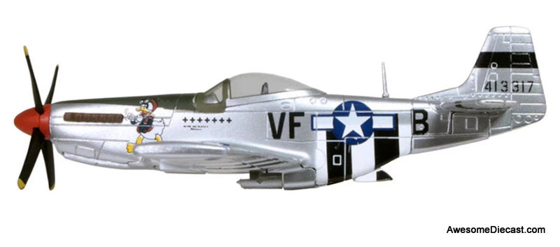 North American P-51D Mustang Fighter Aircraft "England" (1944) US Army Air Forces 1:72 Diecast Model Plane by Oxford Diecast