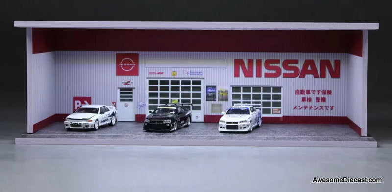 Nissan Inspection Workshop w/Lighting 1:64 Diorama by MoreArt