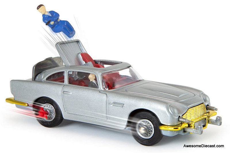 1963 Aston Martin DB5, Silver James Bond 007 1:43 Diecast Model Car by Corgi Re-Creation