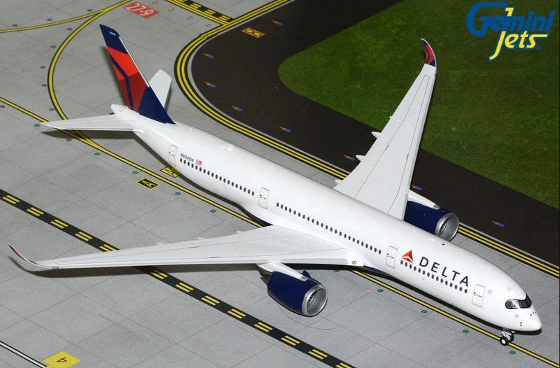 Airbus A350-900 Delta Airlines (Reg #N504DN) 1:200 Diecast Model Plane by Gemini 200