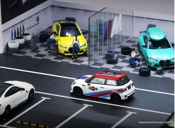 BMW Mechanic Workshop w/Lighting 1:64 Diorama by MoreArt
