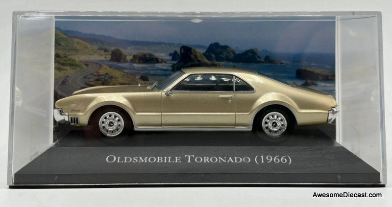 1966 Oldsmobile Toronado, Metallic Gold 1:43 Diecast Model Car by DeAgostini