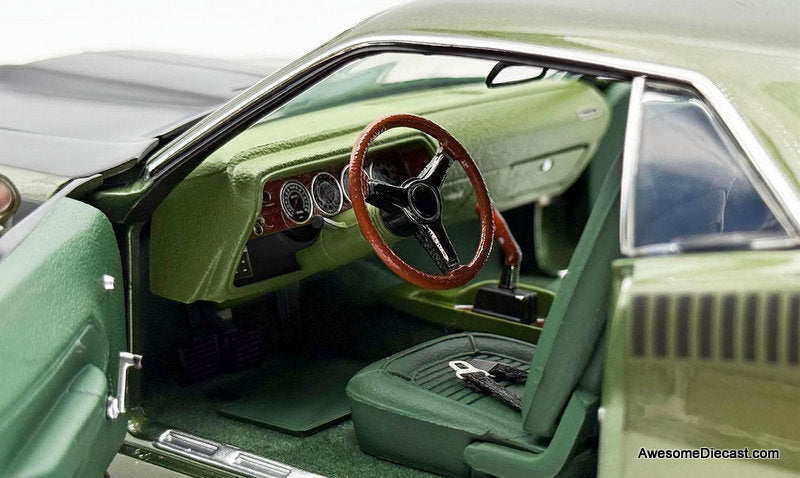 1970 Plymouth AAR Cuda, Ivy Green 1:18 Diecast Model Car by ACME