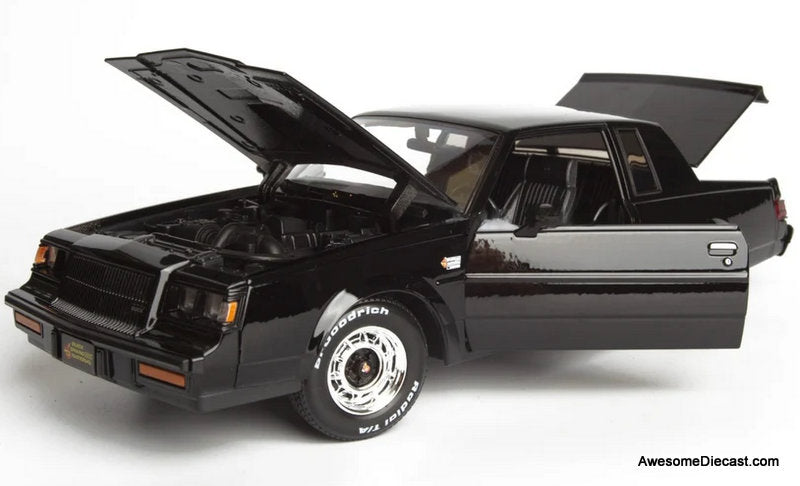 1987 Buick Grand National. Black 1:18 Diecast Model Car by Maisto