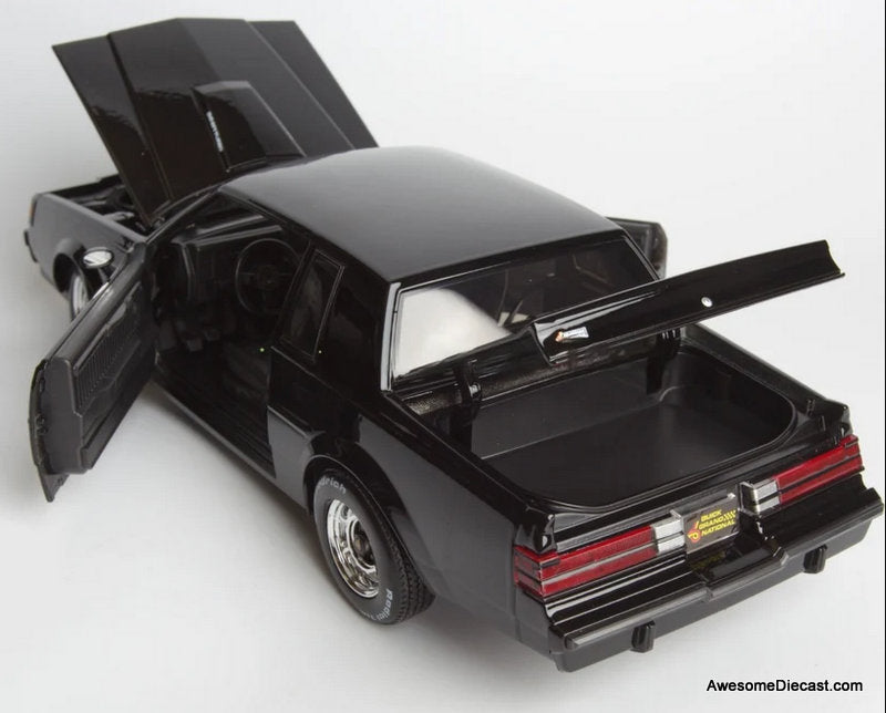 1987 Buick Grand National. Black 1:18 Diecast Model Car by Maisto