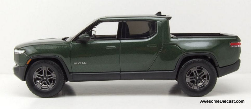 2025 Rivian R1T Pick-Up Truck, Metallic Green 1:18 Diecast Model Truck by Maisto
