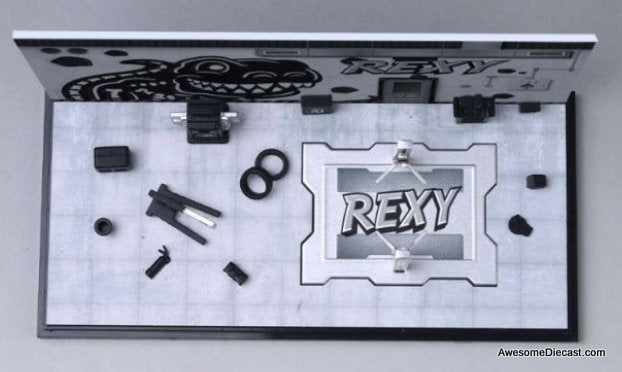 Bone Dragon Painting & Maintenance Room Diorama w/Accessories 1:64 Diorama by MoreArt