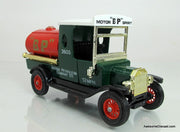 Matchbox 1:35 1912 Ford Model T- BP, Green/Red