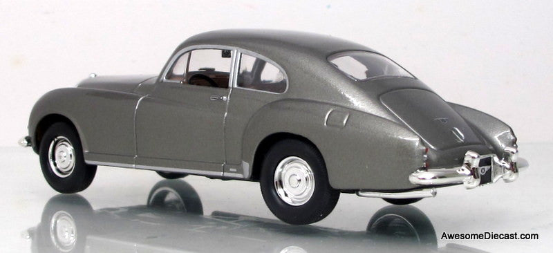 Road Signature 1:43 1954 Bentley R-Type Continental, Metallic Gray
