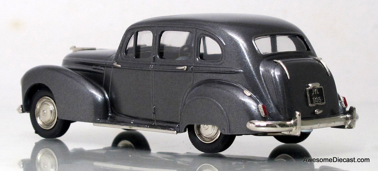 Lansdowne Models 1:43 1949 Humber Super Snipe MK III Saloon, Gunmetal
