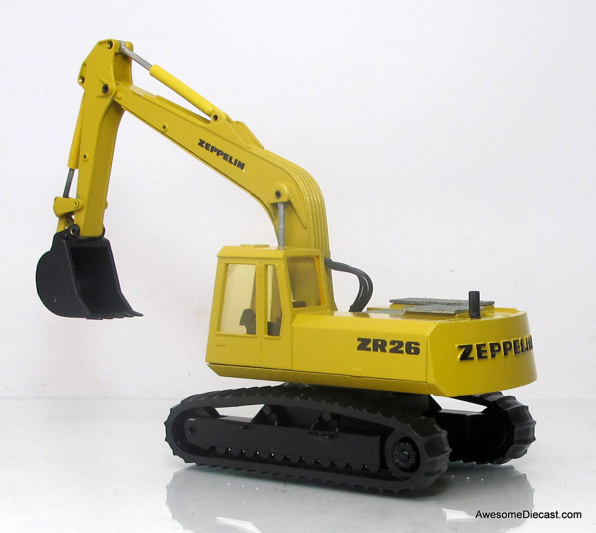 Conrad 1:50 ZR 26 Tracked Excavator - Zeppelin