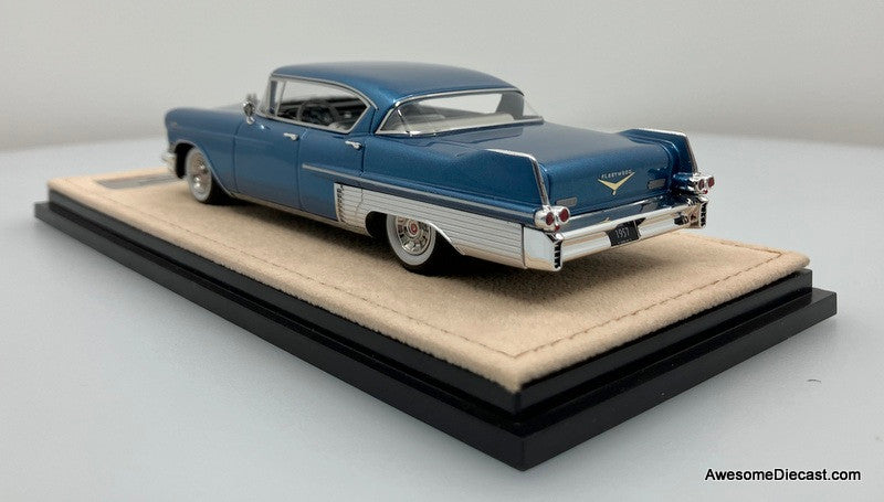 Stamp Models 1:43 1957 Cadillac Fleetwood 60 Special, Bahama Blue Metallic