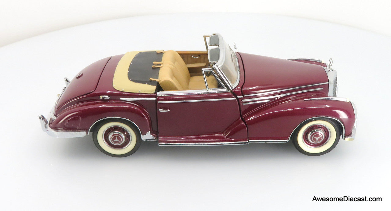 1940 Ford DeLuxe Station Wagon - Navy Wood 1:24 Diecast Model by