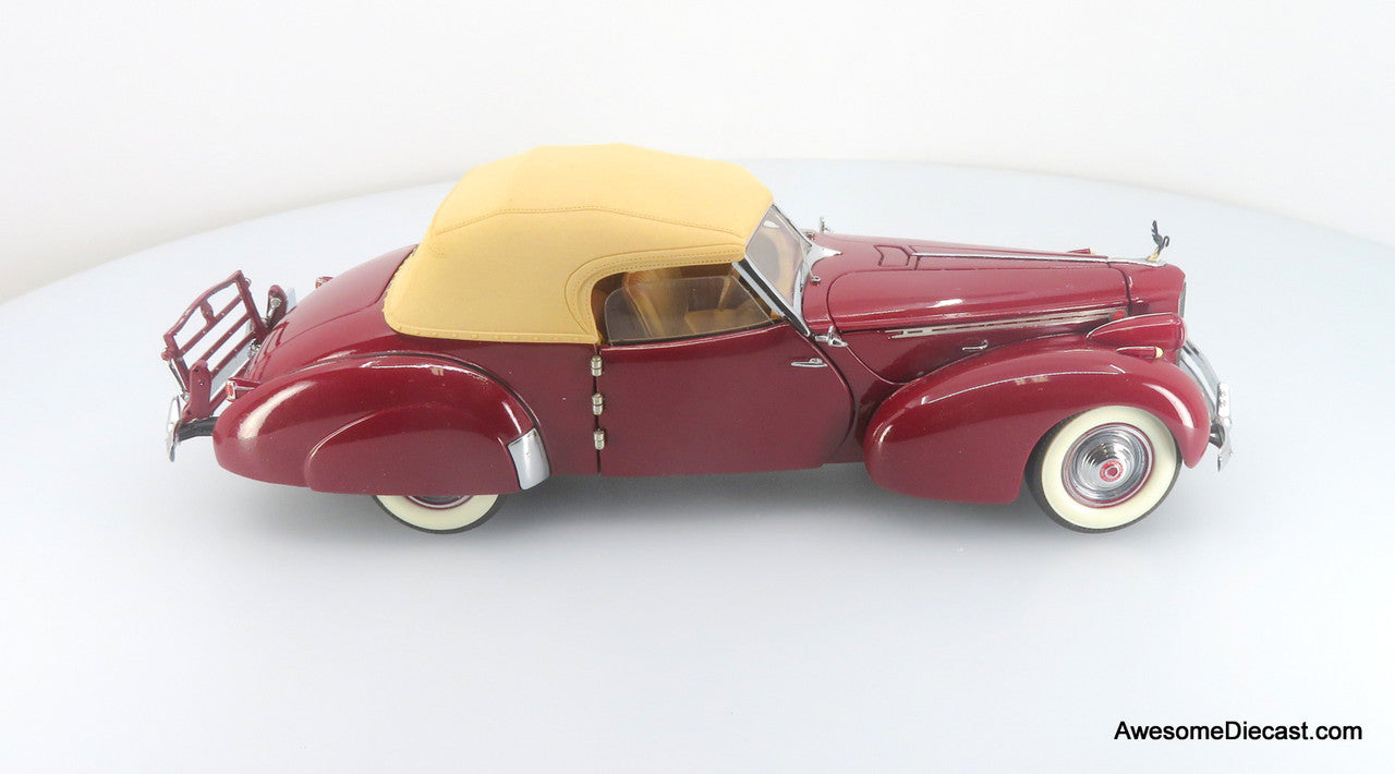 1940 Packard Custom - Maroon Convertible Victoria 1:24 Diecast