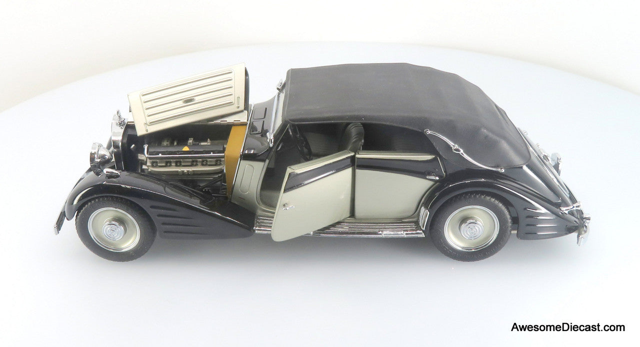 1940 Packard Custom - Maroon Convertible Victoria 1:24 Diecast